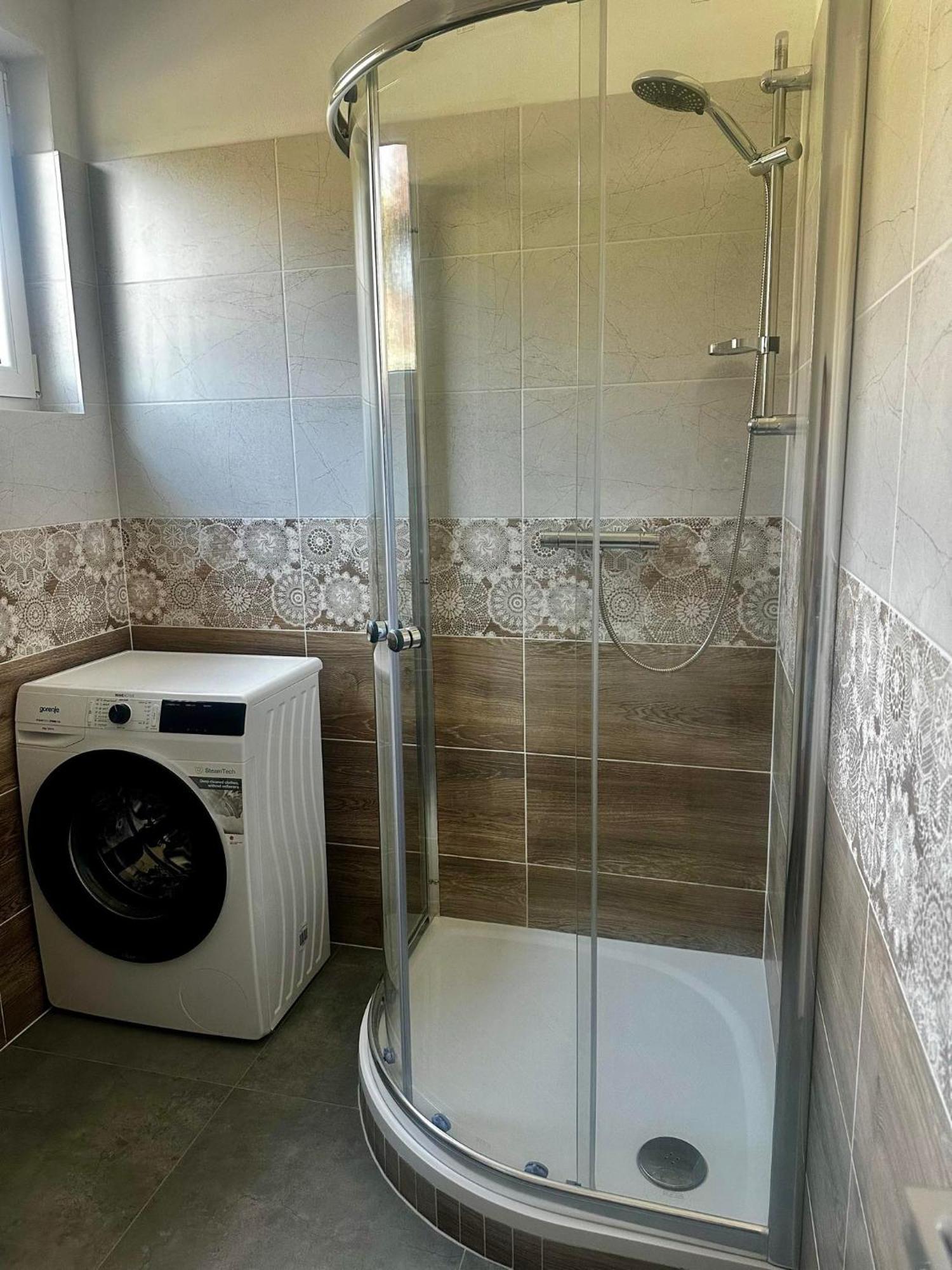 Apartmany Berlin - Rokytnice Nad Jizerou Esterno foto
