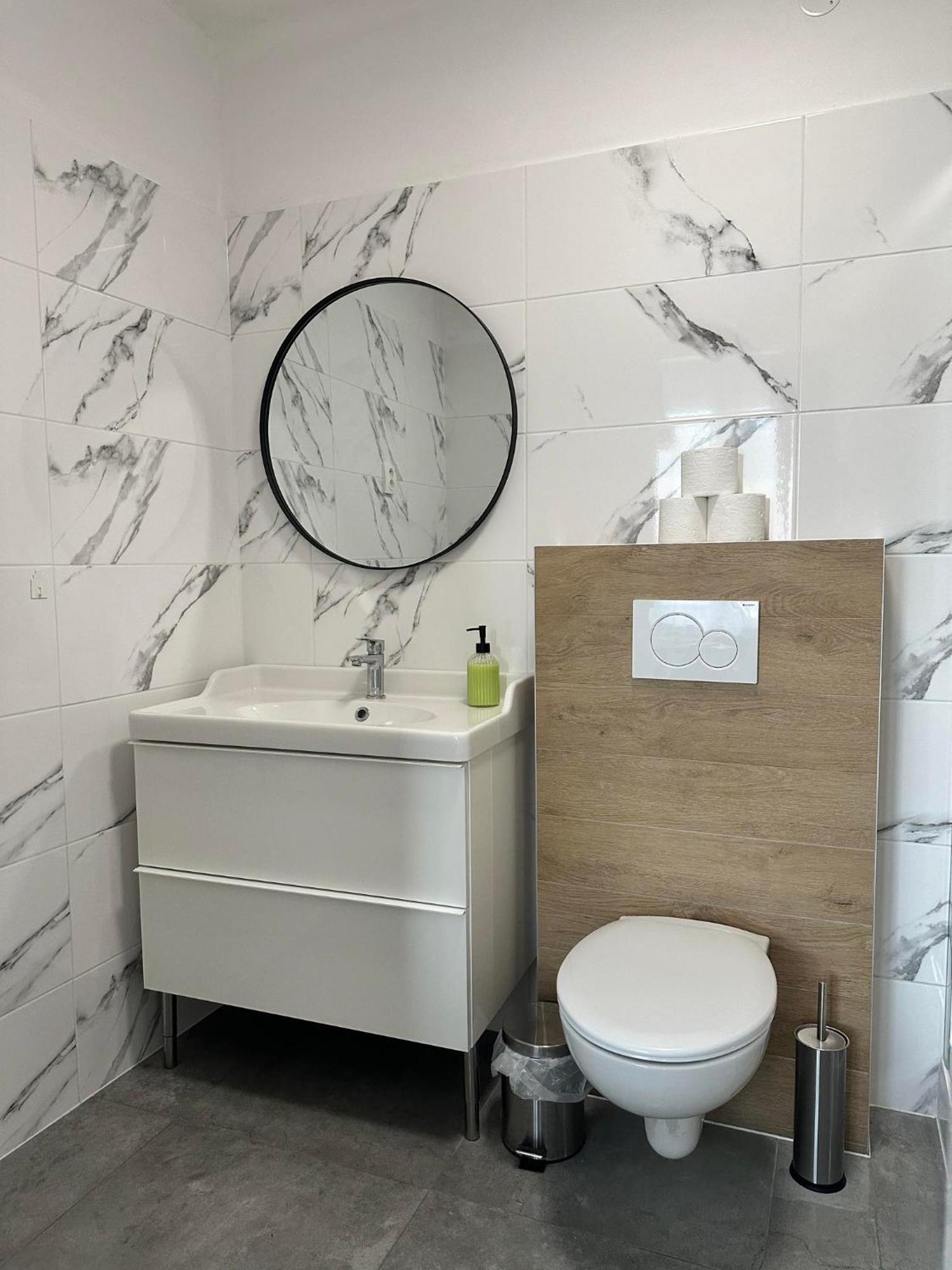 Apartmany Berlin - Rokytnice Nad Jizerou Esterno foto